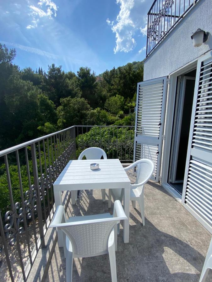 Villa Lime Petrovac エクステリア 写真