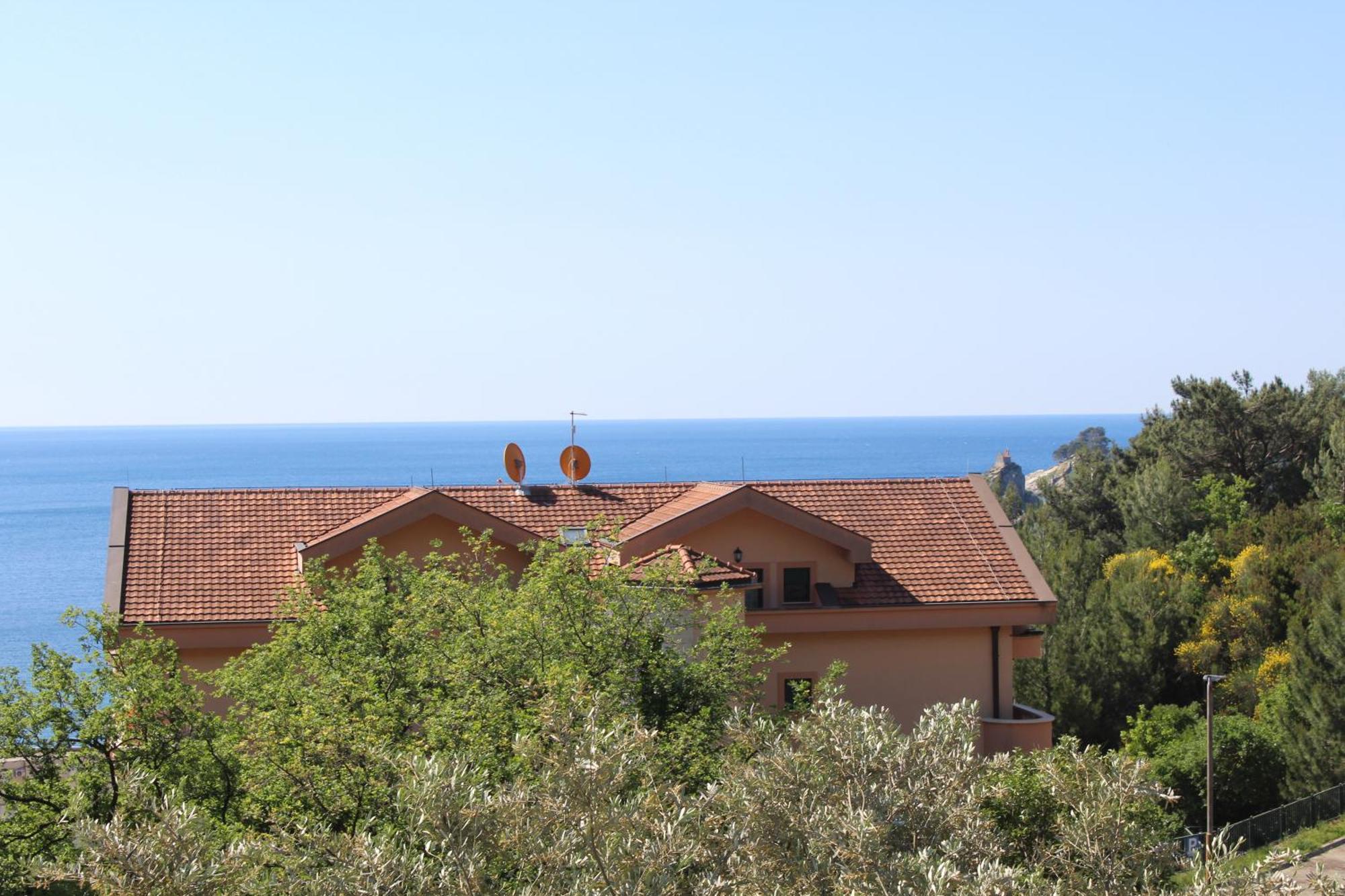 Villa Lime Petrovac エクステリア 写真